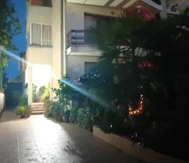 Kiten House | Pet-Friendly Guest House Urdoviza with Great Reviews