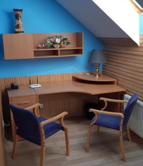 Uzhhorod Hotel | Cozy Guest House Uzhgorod with Family-Friendly Amenities