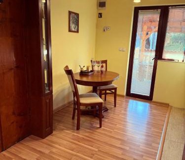 Sapareva Banya House | Top-Rated Guest House Vergie: Family-Friendly Comfort