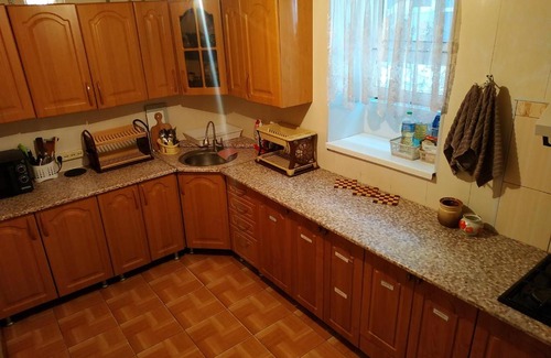 Vityazevo House | Discover Guest House "Vinogradnaya Loza" with Kitchen Access