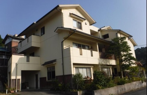 Imari House | Top-Rated Guest House Waon: Family-Friendly & Accessible