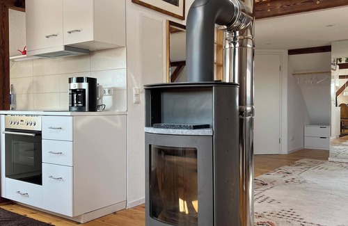 Kloster Lehnin House | Top-Rated Guest House 'Westfälischer Hof - Loft' with Garden