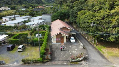 Amami House | Cozy Stay at Guest in Shallman with Oceanfront Views