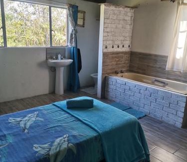 Storms River House | Discover Guest Lodge on the Edge with Pool & Family Fun