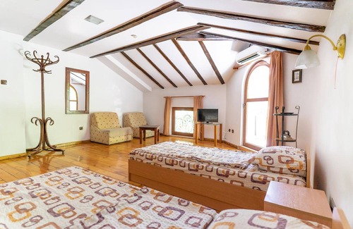 Plovdiv Center House | Inviting Guest Rooms in Plovdiv with Spa and Dining Options