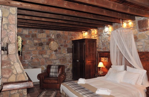 Kalambaka Apartment | Discover Guest Stone House in Aidona with Family-Friendly Perks