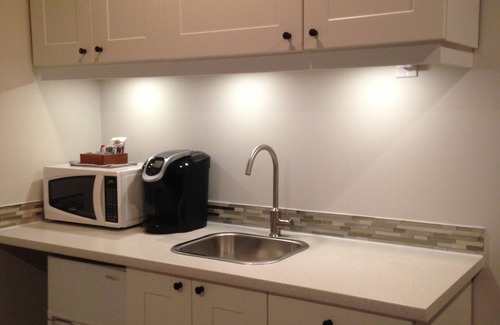 Silverado House | Ideal Guest Suite for Spruce Meadows and Calgary Getaways