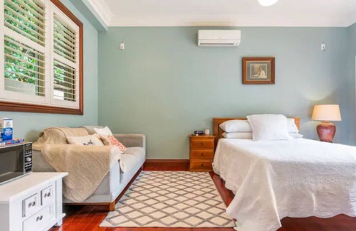 Sydney House | Guest Suite in Rouse Hill