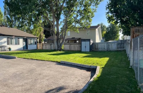 Idaho Falls Apartment | Pet-Friendly Guest Suites with Kitchen and Breakfast Included