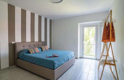 Lierna Apartment | GuestHost - Charming 3-Story Lakefront Villa