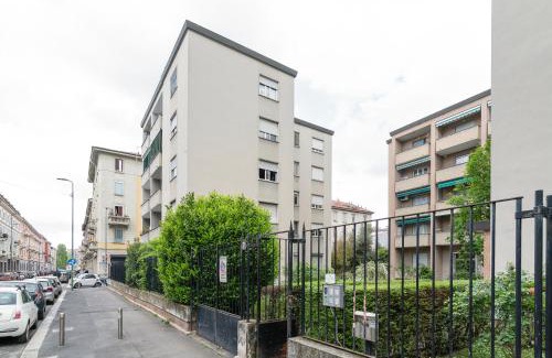 Ripamonti Corvetto Apartment | GuestHost - Cozy & Bright Apartment