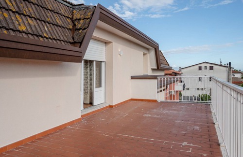 Luni Apartment | GuestHost - Mare Monti Apartment 8