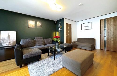 Joto Apartment | Welcoming Guesthouse Osaka Castle: Family-Friendly Retreat