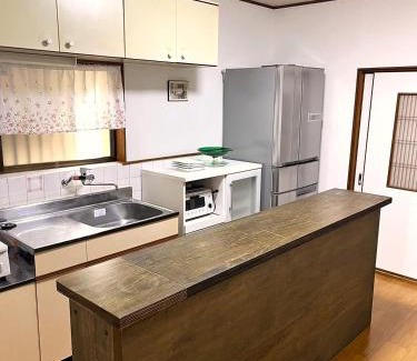 Nara House | Comfortable Stay at Guesthouse法華寺Yoshikawa with Hot Tub