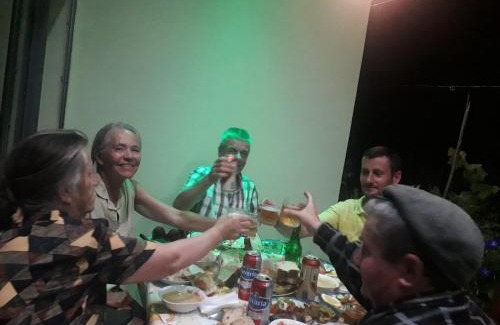 Berat Apartment | Welcoming Guesthouse Aleksander: Top-Rated Family Stay