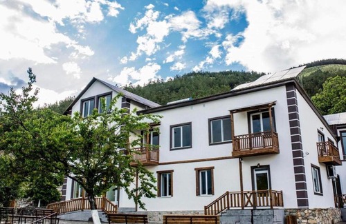 Armenia House | GuestHouse Anginé: Family-Friendly Stay with Pool & Breakfast