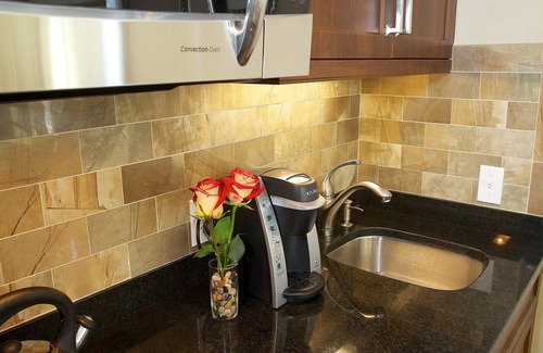 Norwalk Apartment | Relax at Guesthouse by Norwalk Inn with Oceanfront Views