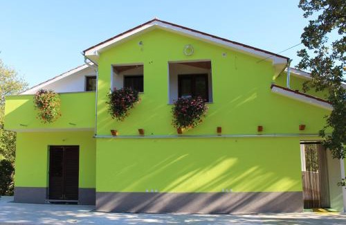 Karojba House | Exceptional Stay at Guesthouse Casetta Verde for Families