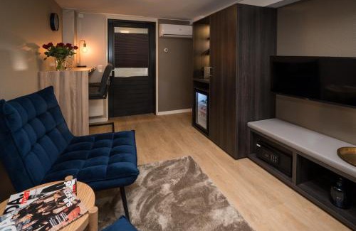 Hengelo Bed & Breakfast | Elegant Stay at B&B Centrum Hengelo with Breakfast Included
