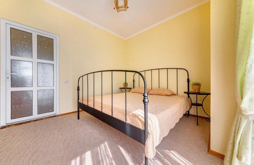 Kabardinka House | Guesthouse Damian: Family-Friendly Retreat with Pool Access