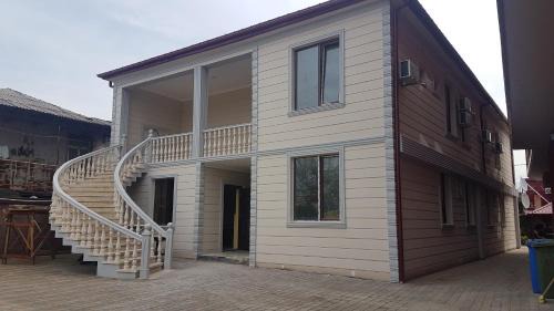 Kobuleti House | Oceanfront Guesthouse David: Family-Friendly with Breakfast