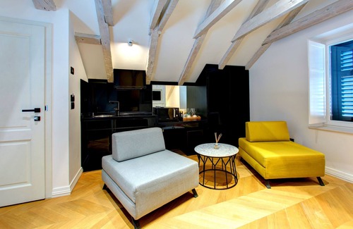 Dubrovnik Old Town House | Ocean View Retreat: Guesthouse Forty Four, 4-Star Experience