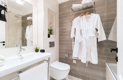 Dubrovnik Old Town House | Ocean View Retreat: Guesthouse Forty Four, 4-Star Experience