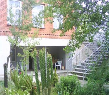 Kutaisi House | Exceptional Stay at Guesthouse Gegi: Family-Friendly Retreat