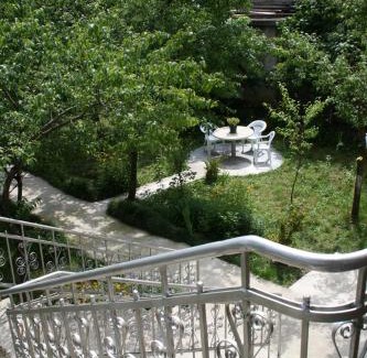 Kutaisi House | Exceptional Stay at Guesthouse Gegi: Family-Friendly Retreat