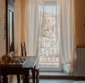 Comero Bed & Breakfast | Pet-Friendly Guesthouse Giulietta e Romeo with High Ratings