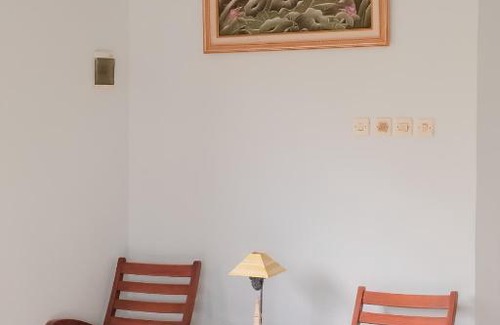 Kasihan House | Family-Friendly Guesthouse Jogja Osvil with Kitchen Access