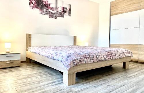 Brinje House | Guesthouse L&K: Family-Friendly Retreat with Pet Access