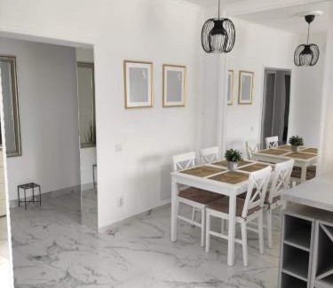 Popina Luka Apartment | Guesthouse Müller: Rated 9.8, Oceanfront & Pet Friendly
