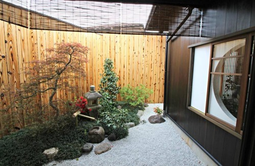 Kameoka Apartment | Comfortable Stay at Guesthouse Maishu with Hot Tub Access