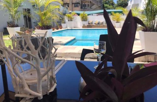Sommerschield Hotel | Pet-Friendly Guesthouse MALAGUETA INN II with Pool Access