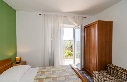 Orasac House | Budget-Friendly Stay at Guesthouse Moretić with Breakfast