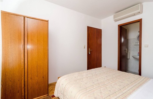 Orasac House | Guesthouse Moretic: Cozy Double Room with Garden Views