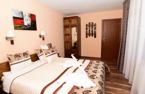 Smolyan House | Budget-Friendly Guesthouse Nefertiti: Family-Oriented Stay