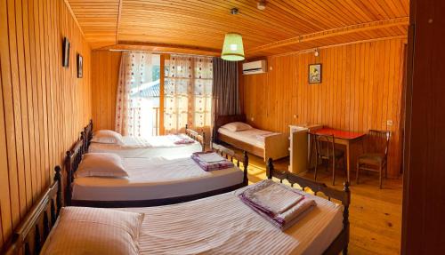 Kobuleti House | Top-Rated Guesthouse on Agmashenebeli 328 - Pet & Child Friendly