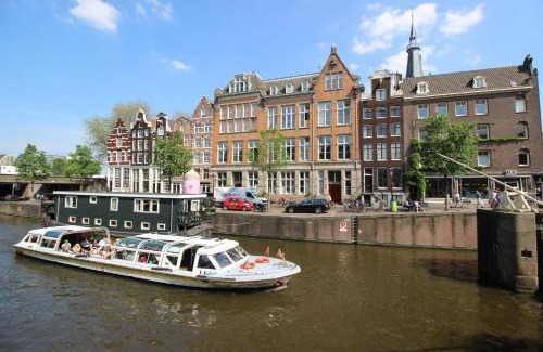 Haarlemmerbuurt House | Discover Guesthouse Prinsencanal: Rated 8.6/10 by Guests