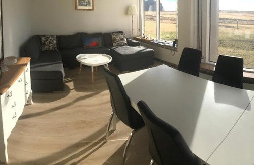 Eyvindarholar Bed & Breakfast | Relax at Guesthouse Rauðafell with Hot Tub & Breakfast
