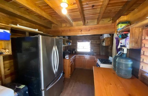 Roatan House | Spacious Guesthouse Room on Oak Ridge Key with Pool & Spa