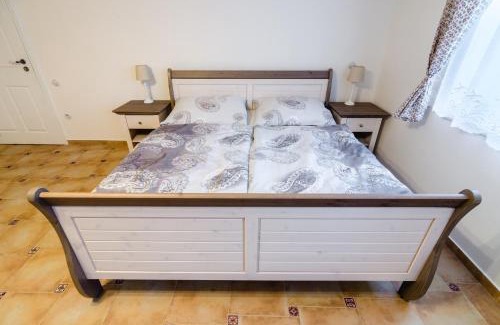 Roundnice nad Labem House | Pet-Friendly Guesthouse SaM: Rated 9/10 with Hot Tub