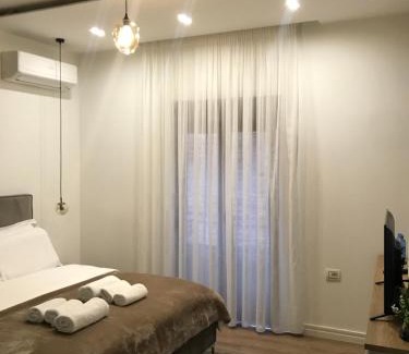 Korce Bed & Breakfast | Exceptional Stay at Guesthouse Sara & Esi - Rated 9.8/10