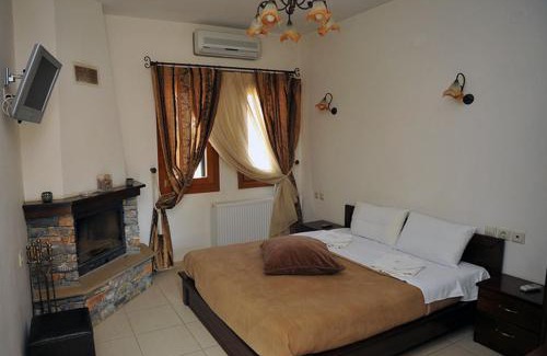 Psarades House | Budget-Friendly Guesthouse Syntrofia with Family Amenities