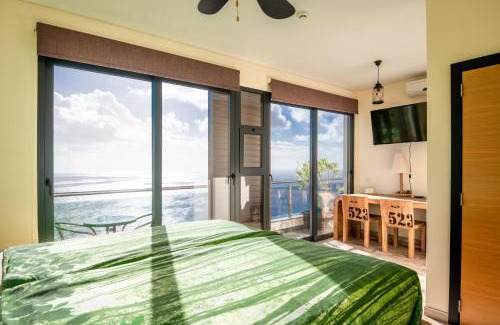Campanario House | Inviting Stay at Guesthouse-TheView with Pool & Breakfast