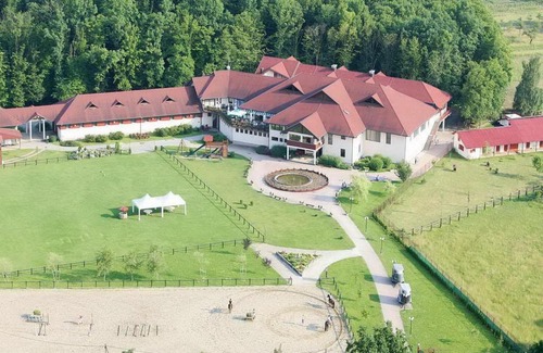 Zapresic House | Pet-Friendly Retreat at Guesthouse Trajbar Team