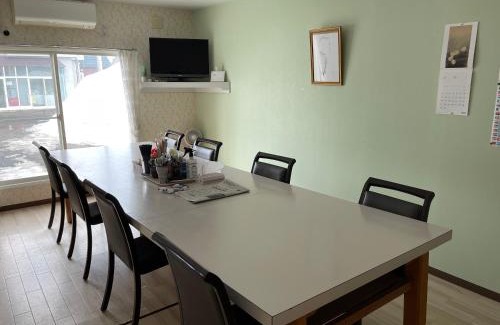 Yoichi House | Welcoming Guesthouse Yoichi: Accessible Comfort & Breakfast
