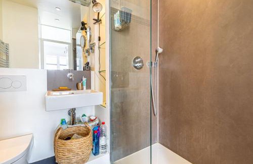 Jardin des plantes Apartment | GuestReady: Glamorous Views and Family-Friendly Comfort