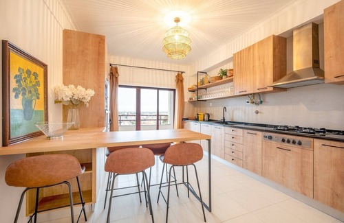 Charneca de Caparica e Sobreda Apartment | GuestReady - Enjoy a Tasteful Stay with Ocean Views